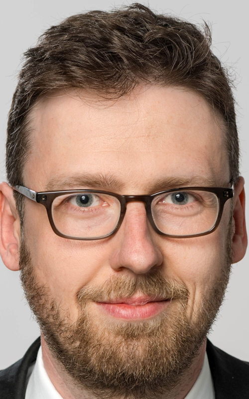 Prof. Dr. Matthias Uhl: Vertrauen in KI – Ein zweischneidiges Schwert